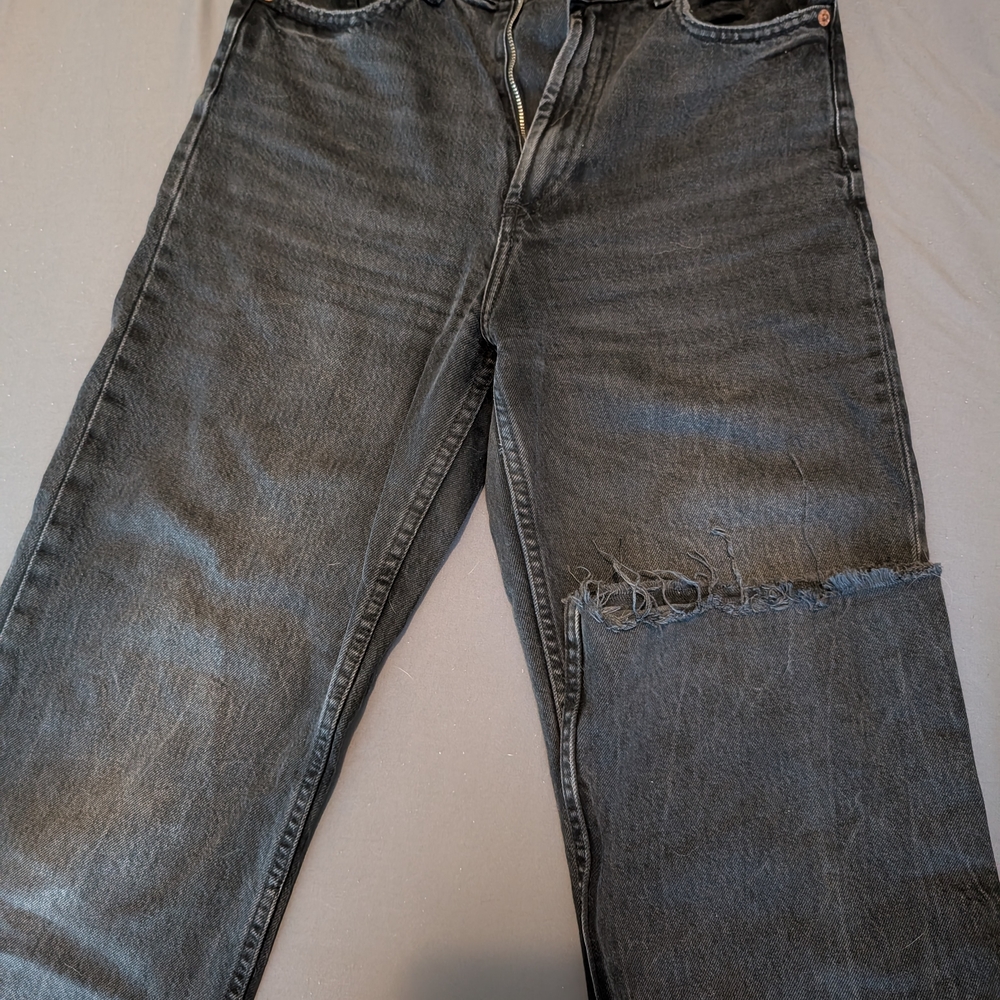 Black Distressed Jeans